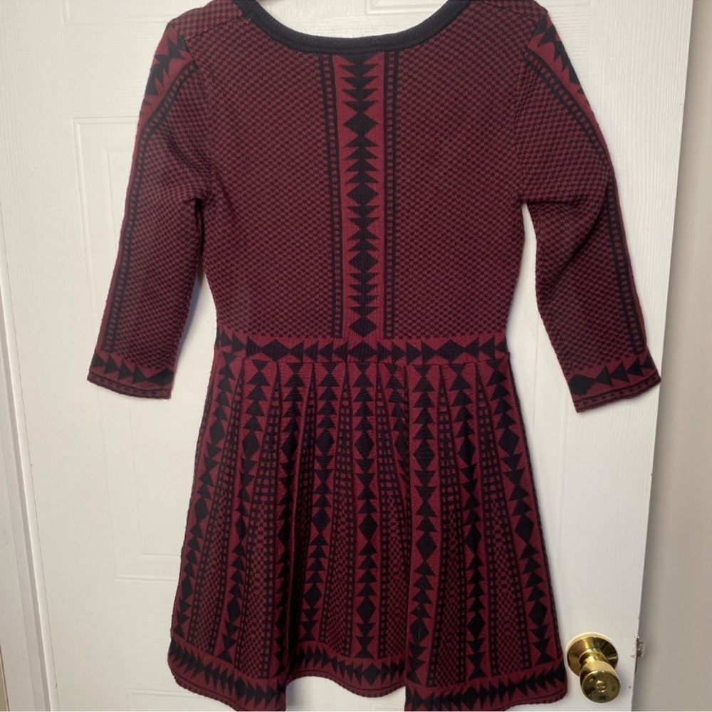 Nina Leonard Red and Black Geometric Midi Dress - Picture 4 of 7